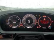 ✅ 2024 Porsche Cayenne • VIN: WP1AA2AY4RDA04333 • Lot: 80688615. Wystawiony na Copart z przebiegiem 25 266 mil. Bezpłatny archiwum sprzedaży aukcyjnych z USA i szczegółowy raport historii pojazdu na DreamBid. Zdjęcie 9.