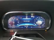 ✅ 2022 Chevrolet Suburban Premier • VIN: 1GNSKFKD9NR326119 • Lot: 82171323. Wystawiony na Copart z przebiegiem 23 203 mil. Bezpłatny archiwum sprzedaży aukcyjnych z USA i szczegółowy raport historii pojazdu na DreamBid. Zdjęcie 9.