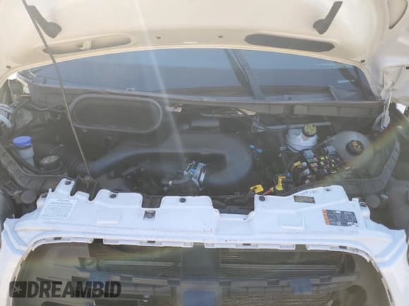 ✅ 2016 Ford Transit Cargo • VIN: 1FTYE1CM2GKB29171 • Lot: 80391025. Wystawiony na Copart z przebiegiem 279 580 mil. Bezpłatny archiwum sprzedaży aukcyjnych z USA i szczegółowy raport historii pojazdu na DreamBid. Zdjęcie 12.