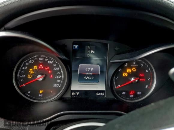 ✅ 2017 Mercedes-Benz C 300 • VIN: WDDWJ4JB5HF362659 • Lot: 93992595. Wystawiony na Copart z przebiegiem 92 617 mil. Bezpłatny archiwum sprzedaży aukcyjnych z USA i szczegółowy raport historii pojazdu na DreamBid. Zdjęcie 9.