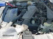 ✅ 1995 Lincoln Town Car Executive • VIN: 1LNLM81W2SY751071 • Lot: 42650123. Wystawiony na IAAI z przebiegiem 133 188 mil. Bezpłatny archiwum sprzedaży aukcyjnych z USA i szczegółowy raport historii pojazdu na DreamBid. Zdjęcie 12.