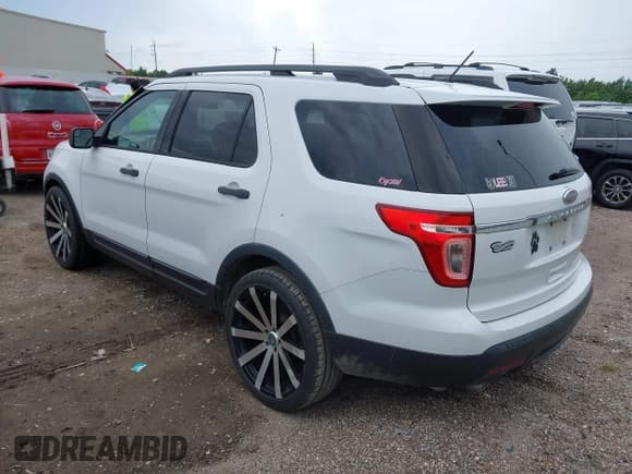 ✅ 2013 Ford Explorer • VIN: 1FM5K7B8XDGB33708 • Lot: 42527909. Wystawiony na IAAI z przebiegiem 187 875 mil. Bezpłatny archiwum sprzedaży aukcyjnych z USA i szczegółowy raport historii pojazdu na DreamBid. Zdjęcie 3.