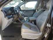 ✅ 2011 Kia Sorento SX • VIN: 5XYKW4A28BG092437 • Лот: 90810415. Опубликован ранее на Copart с пробегом 231 772 миль. Бесплатный доступ к архиву аукционных продаж из США и подробный отчёт об истории автомобиля на DreamBid. Изображение 7.