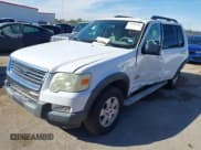 ✅ 2007 Ford Explorer XLT • VIN: 1FMEU73E07UB39148 • Lot: 43593296. Wystawiony na IAAI z przebiegiem 83 470 mil. Bezpłatny archiwum sprzedaży aukcyjnych z USA i szczegółowy raport historii pojazdu na DreamBid. Zdjęcie 17.