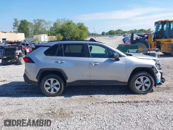 ✅ 2019 Toyota RAV4 LE • VIN: 2T3F1RFV6KC024494 • Лот: 43218464. Опубликован ранее на IAAI с пробегом 119 663 миль. Бесплатный доступ к архиву аукционных продаж из США и подробный отчёт об истории автомобиля на DreamBid. Изображение 14.