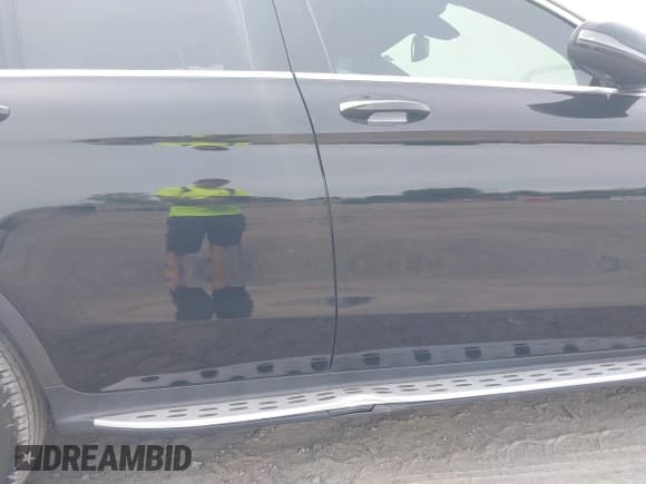 ✅ 2017 Mercedes-Benz GLC 300 • VIN: WDC0J4KB3HF267039 • Lot: 42309857. Listed on IAAI with 103,757 mi. Free auction sales archive from the USA and detailed vehicle history report at DreamBid. Image 6.