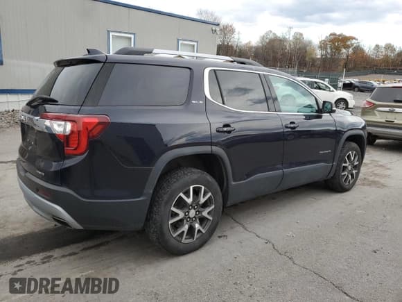 ✅ 2021 GMC Acadia SLE • VIN: 1GKKNRL42MZ172808 • Lot: 90787655. Wystawiony na Copart z przebiegiem 68 802 mil. Bezpłatny archiwum sprzedaży aukcyjnych z USA i szczegółowy raport historii pojazdu na DreamBid. Zdjęcie 3.