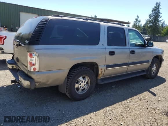 ✅ 2001 Chevrolet Suburban LS • VIN: 1GNFK16T91J309528 • Lot: 58804824. Wystawiony na Copart z przebiegiem 197 608 mil. Bezpłatny archiwum sprzedaży aukcyjnych z USA i szczegółowy raport historii pojazdu na DreamBid. Zdjęcie 3.