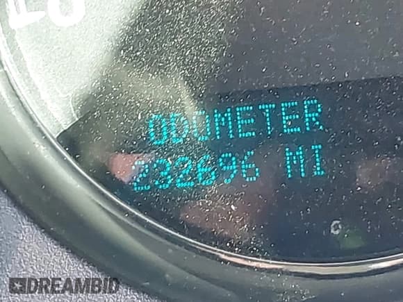 ✅ 2010 Chevrolet Silverado 1500 • VIN: 3GCXKTE27AG261479 • Lot: 43635635. Wystawiony na IAAI z przebiegiem 232 696 mil. Bezpłatny archiwum sprzedaży aukcyjnych z USA i szczegółowy raport historii pojazdu na DreamBid. Zdjęcie 16.