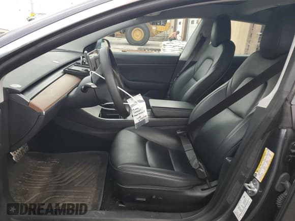 ✅ 2020 Tesla Model 3 Standard Range Plus • VIN: 5YJ3E1EA2LF704924 • Lot: 67056025. Wystawiony na Copart z przebiegiem 51 493 mil. Bezpłatny archiwum sprzedaży aukcyjnych z USA i szczegółowy raport historii pojazdu na DreamBid. Zdjęcie 7.