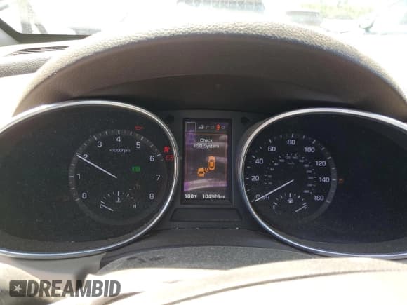 ✅ 2017 Hyundai Santa Fe 2.4L • VIN: 5XYZUDLB4HG479612 • Лот: 60737204. Опубликован ранее на Copart с пробегом 104 926 миль. Бесплатный доступ к архиву аукционных продаж из США и подробный отчёт об истории автомобиля на DreamBid. Изображение 9.