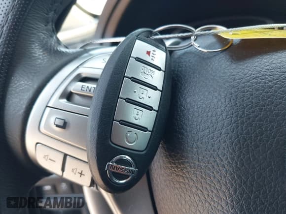 ✅ 2017 Nissan Altima SR • VIN: 1N4AL3AP8HC247615 • Lot: 43220291. Wystawiony na IAAI z przebiegiem 160 254 mil. Bezpłatny archiwum sprzedaży aukcyjnych z USA i szczegółowy raport historii pojazdu na DreamBid. Zdjęcie 11.