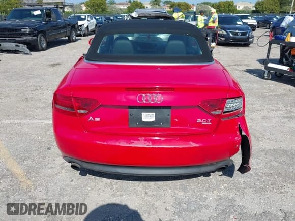 ✅ 2011 Audi A5 Prestige • VIN: WAUVFAFH9BN008849 • Lot: 42055944. Listed on IAAI with 116,790 mi. Free auction sales archive from the USA and detailed vehicle history report at DreamBid. Image 16.