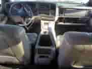 2002 Chevrolet Tahoe LT z VIN 1GNEK13Z62J111804, wystawiony jako Copart lot #68859255 z przebiegiem 105 922 mil mil oraz Szkoda całkowita • Salvage title. Historia ofert i sprzedaży dostępna na DreamBid. Obrazek 8.