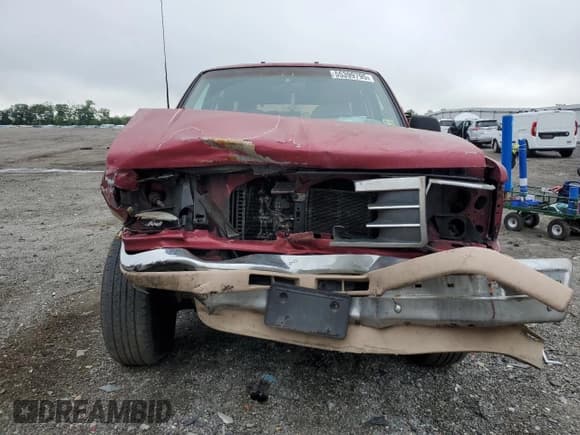 ✅ 1994 Ford Explorer Eddie Bauer • VIN: 1FMDU34X3RUE46837 • Lot: 55399795. Wystawiony na Copart z przebiegiem 204 462 mil. Bezpłatny archiwum sprzedaży aukcyjnych z USA i szczegółowy raport historii pojazdu na DreamBid. Zdjęcie 5.