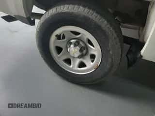 ✅ 2019 Chevrolet Silverado 1500 Work Truck • VIN: 2GCVKNEC9K1120659 • Lot: 42297638. Wystawiony na IAAI z przebiegiem 141 285 mil. Bezpłatny archiwum sprzedaży aukcyjnych z USA i szczegółowy raport historii pojazdu na DreamBid. Zdjęcie 1.