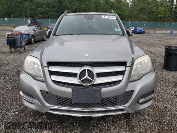 ✅ 2015 Mercedes-Benz GLK 250 • VIN: WDCGG0EB9FG411654 • Lot: 91731345. Listed on Copart with 177,772 mi. Free auction sales archive from the USA and detailed vehicle history report at DreamBid. Image 5.