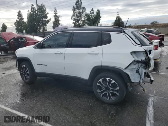 ✅ 2022 Jeep Compass Limited • VIN: 3C4NJDCB5NT161378 • Lot: 86287665. Wystawiony na Copart z przebiegiem 50 040 mil. Bezpłatny archiwum sprzedaży aukcyjnych z USA i szczegółowy raport historii pojazdu na DreamBid. Zdjęcie 2.