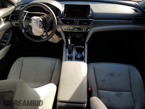 ✅ 2018 Honda Accord LX • VIN: 1HGCV1F14JA181637 • Лот: 90334415. Опубликован ранее на Copart с пробегом 108 029 миль. Бесплатный доступ к архиву аукционных продаж из США и подробный отчёт об истории автомобиля на DreamBid. Изображение 8.