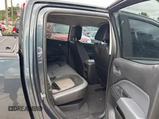 ✅ 2019 Chevrolet Colorado 2WD Z71 • VIN: 1GCGSDEN9K1120171 • Лот: 78436654. Опубликован ранее на Copart с пробегом 59 108 миль. Бесплатный доступ к архиву аукционных продаж из США и подробный отчёт об истории автомобиля на DreamBid. Изображение 6.