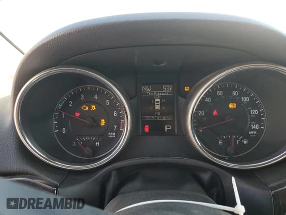 ✅ 2011 Jeep Grand Cherokee Laredo • VIN: 1J4RR4GG6BC746651 • Lot: 56205055. Listed on Copart with 154,342 mi. Free auction sales archive from the USA and detailed vehicle history report at DreamBid. Image 9.