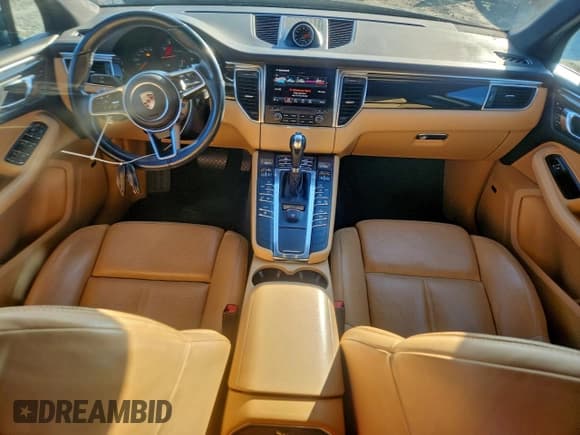 ✅ 2017 Porsche Macan • VIN: WP1AA2A52HLB00133 • Лот: 94735285. Опубликован ранее на Copart с пробегом 81 265 миль. Бесплатный доступ к архиву аукционных продаж из США и подробный отчёт об истории автомобиля на DreamBid. Изображение 8.