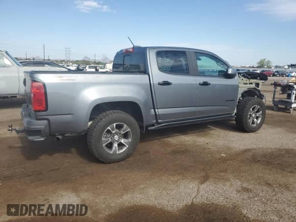 2020 Chevrolet Colorado 2WD Z71 z VIN 1GCGSDEN8L1226905, wystawiony jako Copart lot #63519215 z przebiegiem 71 209 mil mil oraz Szkoda całkowita • Salvage title. Historia ofert i sprzedaży dostępna na DreamBid. Obrazek 3.