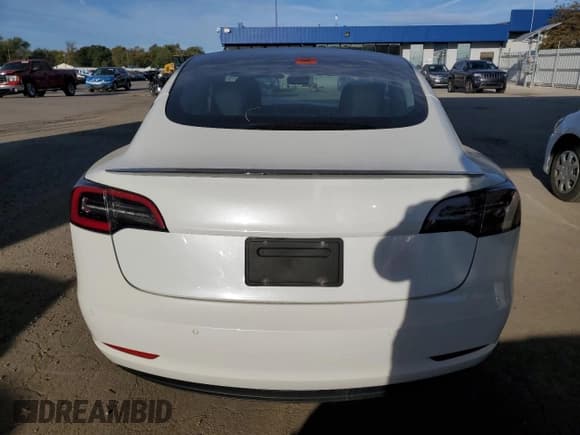 ✅ 2022 Tesla Model 3 • VIN: 5YJ3E1EA2NF370512 • Lot: 86252935. Wystawiony na Copart z przebiegiem 79 256 mil. Bezpłatny archiwum sprzedaży aukcyjnych z USA i szczegółowy raport historii pojazdu na DreamBid. Zdjęcie 6.