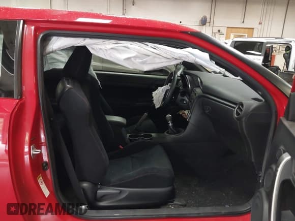 ✅ 2013 Scion tC • VIN: JTKJF5C79D3054676 • Lot: 42621821. Wystawiony na IAAI z przebiegiem 79 250 mil. Bezpłatny archiwum sprzedaży aukcyjnych z USA i szczegółowy raport historii pojazdu na DreamBid. Zdjęcie 5.