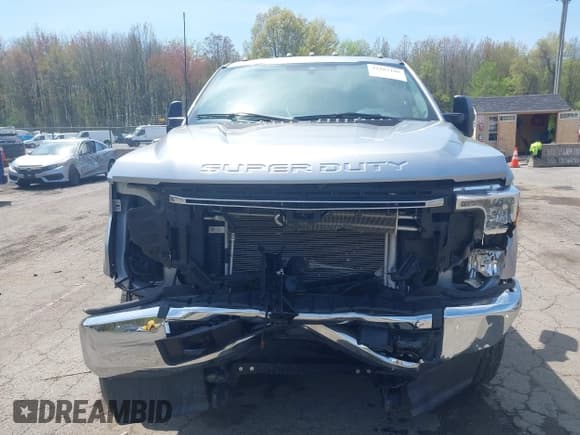 ✅ 2022 Ford F-250 XL • VIN: 1FTBF2B66NEG29082 • Лот: 42167195. Опубликован ранее на IAAI с пробегом 22 751 миль. Бесплатный доступ к архиву аукционных продаж из США и подробный отчёт об истории автомобиля на DreamBid. Изображение 12.