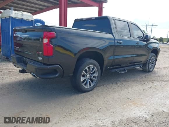 ✅ 2021 Chevrolet Silverado 1500 RST • VIN: 3GCUYEED6MG289454 • Lot: 43445135. Wystawiony na IAAI z przebiegiem 65 673 mil. Bezpłatny archiwum sprzedaży aukcyjnych z USA i szczegółowy raport historii pojazdu na DreamBid. Zdjęcie 4.