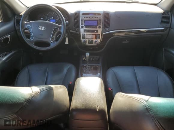 ✅ 2010 Hyundai Santa Fe Limited • VIN: 5NMSK4AG7AH383992 • Lot: 80290824. Listed on Copart with 109,330 mi. Free auction sales archive from the USA and detailed vehicle history report at DreamBid. Image 8.