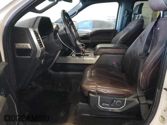 ✅ 2016 Ford F-150 Platinum • VIN: 1FTEW1EG7GFA42334 • Лот: 85666795. Опубликован ранее на Copart с пробегом 117 230 миль. Бесплатный доступ к архиву аукционных продаж из США и подробный отчёт об истории автомобиля на DreamBid. Изображение 7.