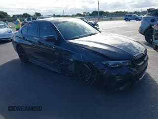 ✅ 2022 BMW 3 Series 330i • VIN: 3MW5R1J0XN8C56799 • Лот: 43693152. Опубликован ранее на IAAI с пробегом 32 286 миль. Бесплатный доступ к архиву аукционных продаж из США и подробный отчёт об истории автомобиля на DreamBid. Изображение 1.