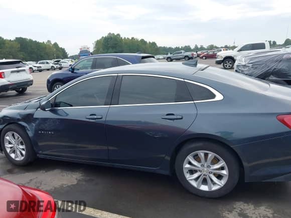 2020 Chevrolet Malibu LT with VIN 1G1ZD5ST7LF069326, listed as a IAAI auction lot 43330026 with 154,090 mi miles and . Bid and sale history available at DreamBid. Image 14.