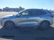 ✅ 2023 Ford Escape ST-Line • VIN: 1FMCU0MZ9PUA15508 • Лот: 43501244. Опубликован ранее на IAAI с пробегом 25 543 миль. Бесплатный доступ к архиву аукционных продаж из США и подробный отчёт об истории автомобиля на DreamBid. Изображение 14.