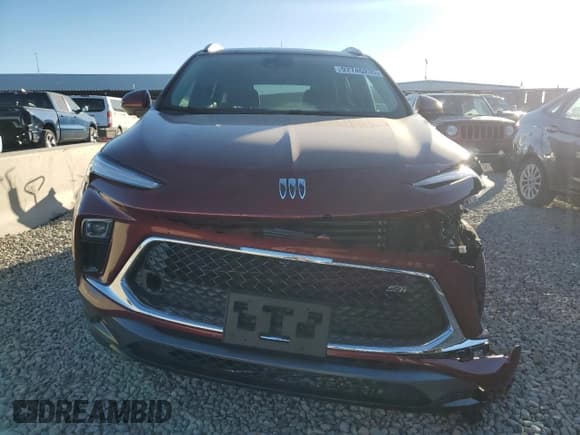 ✅ 2025 Buick Encore GX Sport Touring • VIN: KL4AMESL8SB130722 • Lot: 92746235. Wystawiony na Copart z przebiegiem 2 389 mil. Bezpłatny archiwum sprzedaży aukcyjnych z USA i szczegółowy raport historii pojazdu na DreamBid. Zdjęcie 5.