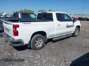 ✅ 2019 Chevrolet Silverado 1500 LT • VIN: 1GCRYDED5KZ268978 • Lot: 43339795. Wystawiony na IAAI z przebiegiem 191 181 mil. Bezpłatny archiwum sprzedaży aukcyjnych z USA i szczegółowy raport historii pojazdu na DreamBid. Zdjęcie 4.