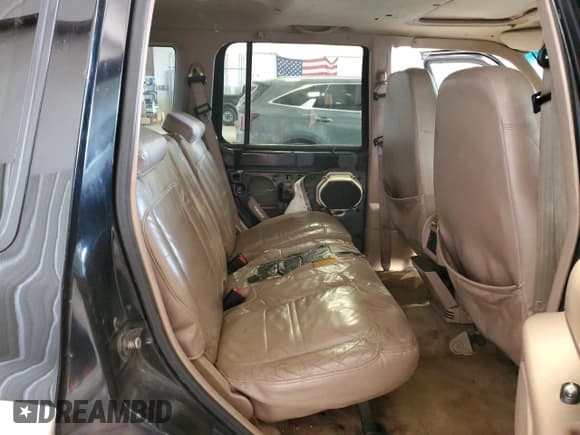 ✅ 2001 Ford Explorer Eddie Bauer • VIN: 1FMDU74EX1UB03999 • Lot: 76602964. Wystawiony na Copart z przebiegiem 222 756 mil. Bezpłatny archiwum sprzedaży aukcyjnych z USA i szczegółowy raport historii pojazdu na DreamBid. Zdjęcie 11.