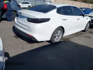 ✅ 2018 Kia Optima LX • VIN: 5XXGT4L36JG189191 • Лот: 43364043. Опубликован ранее на IAAI с пробегом 131 112 миль. Бесплатный доступ к архиву аукционных продаж из США и подробный отчёт об истории автомобиля на DreamBid. Изображение 4.