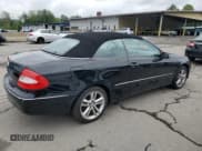 ✅ 2008 Mercedes-Benz CLK 350 • VIN: WDBTK56F98F249811 • Лот: 66814015. Опубликован ранее на Copart с пробегом 87 468 миль. Бесплатный доступ к архиву аукционных продаж из США и подробный отчёт об истории автомобиля на DreamBid. Изображение 3.