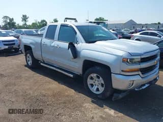 ✅ 2018 Chevrolet Silverado 1500 LT • VIN: 1GCVKREC7JZ324440 • Lot: 42481829. Wystawiony na IAAI z przebiegiem 78 996 mil. Bezpłatny archiwum sprzedaży aukcyjnych z USA i szczegółowy raport historii pojazdu na DreamBid. Zdjęcie 1.