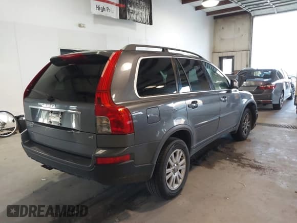 ✅ 2008 Volvo XC90 I6 • VIN: YV4CN982981460690 • Лот: 41249095. Опубликован ранее на IAAI с пробегом Не указан. Бесплатный доступ к архиву аукционных продаж из США и подробный отчёт об истории автомобиля на DreamBid. Изображение 4.