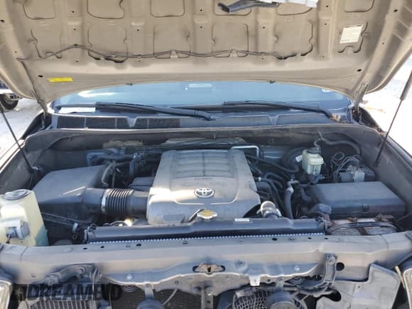 ✅ 2008 Toyota Sequoia Platinum • VIN: 5TDZY67A08S000932 • Lot: 47020145. Wystawiony na Copart z przebiegiem 156 816 mil. Bezpłatny archiwum sprzedaży aukcyjnych z USA i szczegółowy raport historii pojazdu na DreamBid. Zdjęcie 12.