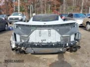 ✅ 2023 Chevrolet Corvette 2LT • VIN: 1G1YB2D46P5100292 • Lot: 43596131. Wystawiony na IAAI z przebiegiem 17 195 mil. Bezpłatny archiwum sprzedaży aukcyjnych z USA i szczegółowy raport historii pojazdu na DreamBid. Zdjęcie 16.