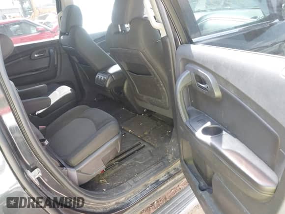 2011 Chevrolet Traverse 1LT с VIN 1GNKVGED2BJ306796, выставлен на аукционе IAAI как лот 43092407 с пробегом Не указан миль и . История ставок и продаж доступна на DreamBid. Изображение 8.