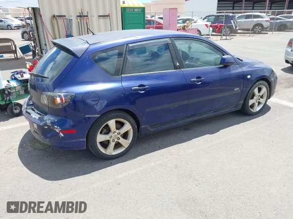 ✅ 2005 Mazda 3 s • VIN: JM1BK143551299404 • Lot: 43044291. Listed on IAAI with Not provided. Free auction sales archive from the USA and detailed vehicle history report at DreamBid. Image 4.