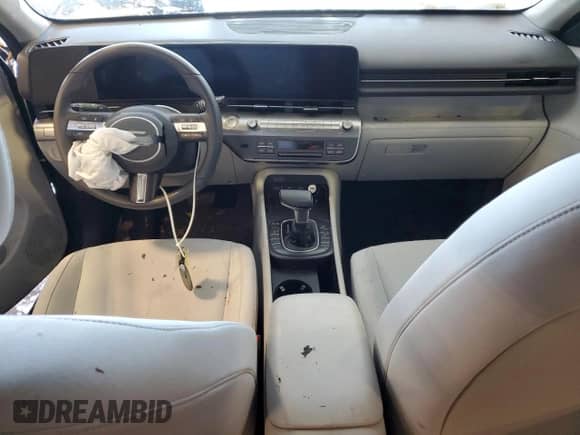 2024 Hyundai Kona SEL with VIN KM8HBCAB0RU174778, listed as a Copart auction lot 87528105 with 10,754 mi miles and Non repairable. Bid and sale history available at DreamBid. Image 8.