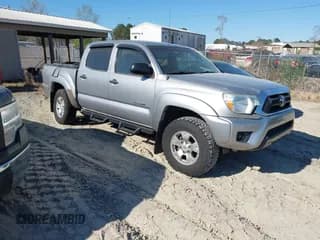 ✅ 2014 Toyota Tacoma PreRunner • VIN: 5TFJX4GNXEX027147 • Lot: 41840370. Listed on IAAI with 111,242 mi. Free auction sales archive from the USA and detailed vehicle history report at DreamBid. Image 1.