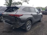 ✅ 2024 Toyota Highlander Hybrid XLE • VIN: 5TDKBRCH0RS609639 • Lot: 42500457. Wystawiony na IAAI z przebiegiem 52 607 mil. Bezpłatny archiwum sprzedaży aukcyjnych z USA i szczegółowy raport historii pojazdu na DreamBid. Zdjęcie 4.